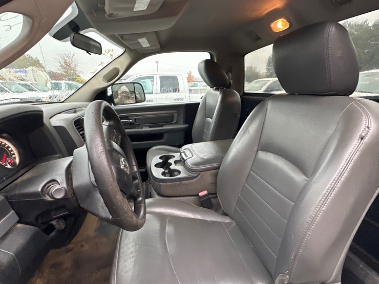 2015-dodge-ram-1500-image-49