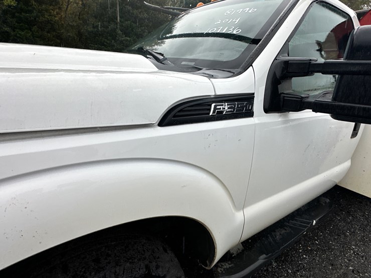 2014-ford-f350-xl-image-45