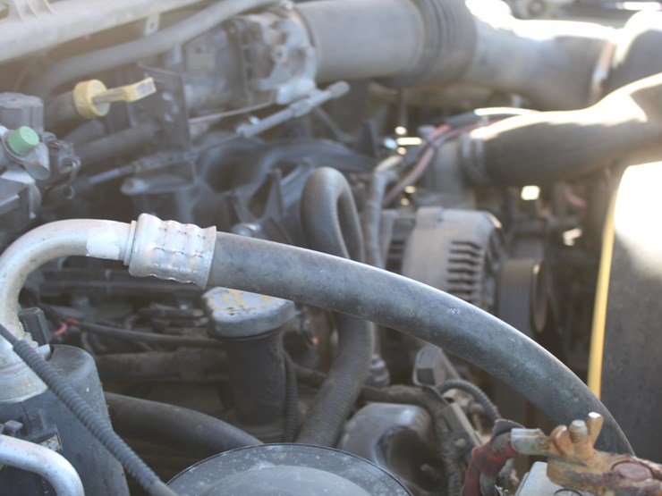 2001-ford-f350-image-30