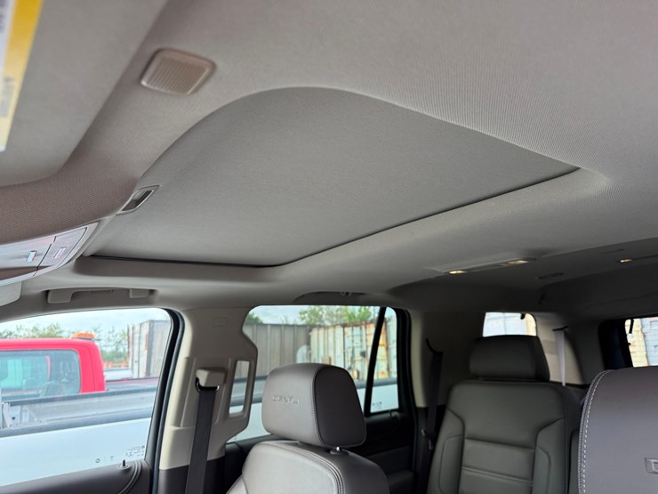 2019-gmc-yukon-denali-image-13