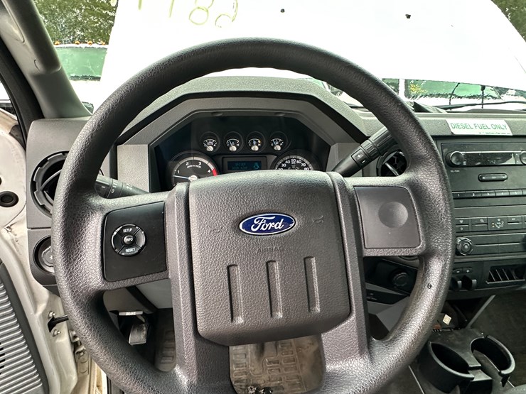 2012-ford-f250-xl-image-83