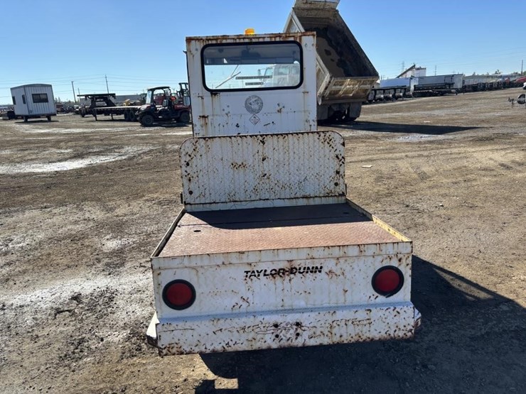 taylor-dunn-b2-48-image-8