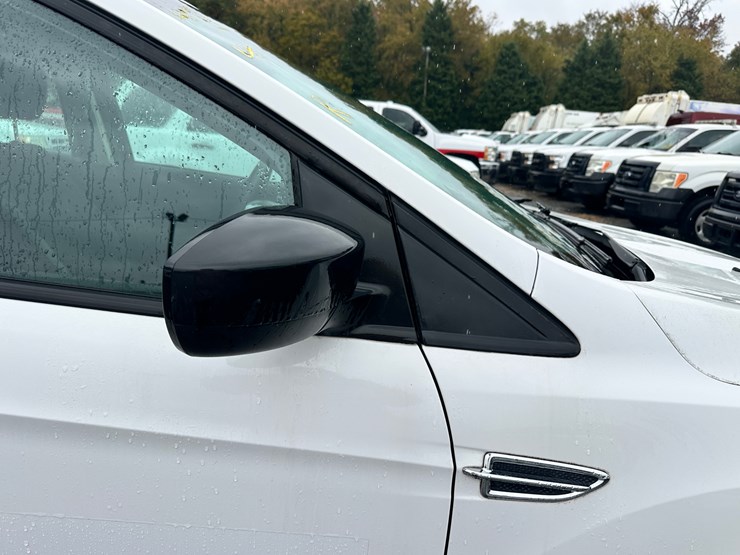 2016-ford-escape-image-18