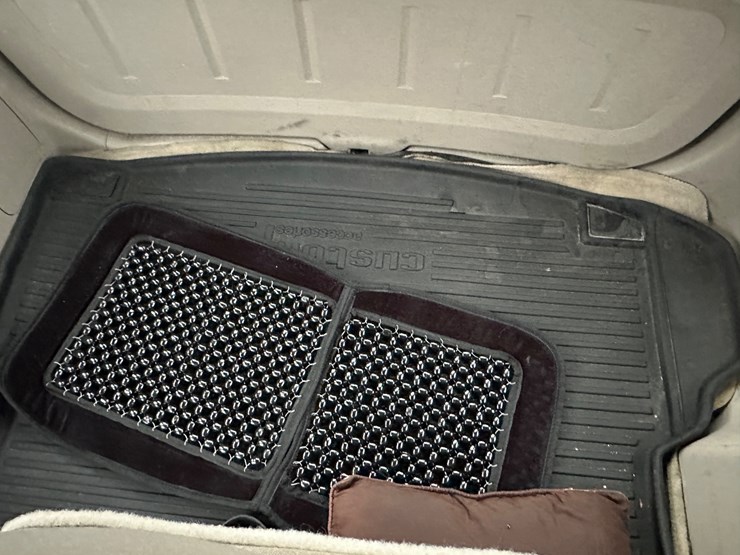 2012-ford-escape-xlt-image-28