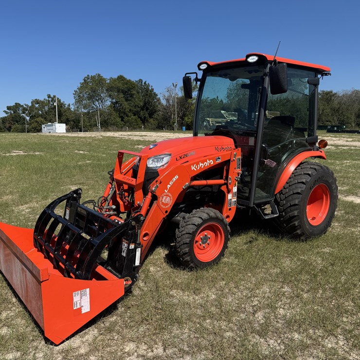 Kubota LX2620