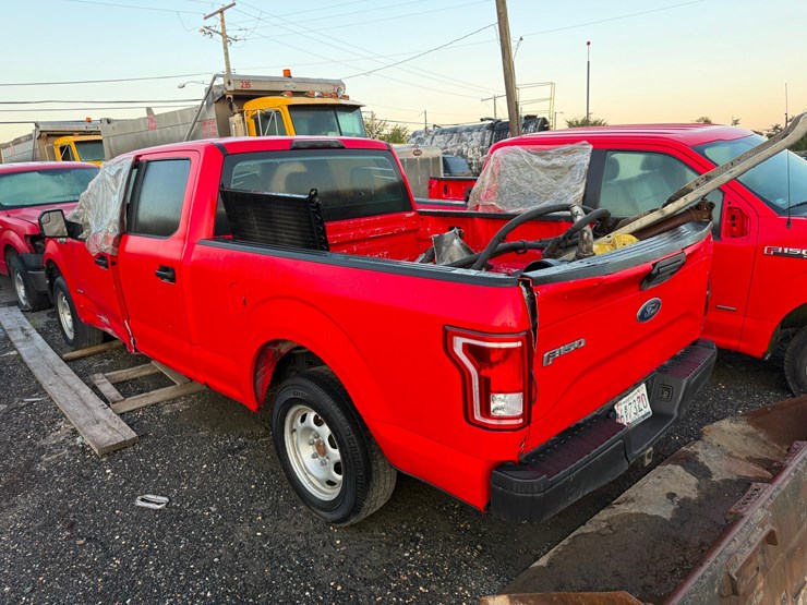 2015-ford-f150-xl-image-4