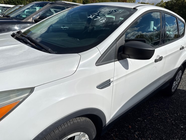 2016-ford-escape-image-35