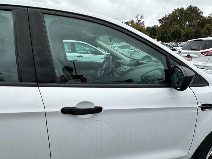 2017-ford-escape-image-16