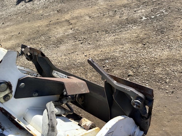 2007-bobcat-mt52-image-11