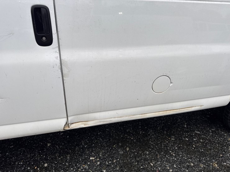 2014-utility-van-image-14