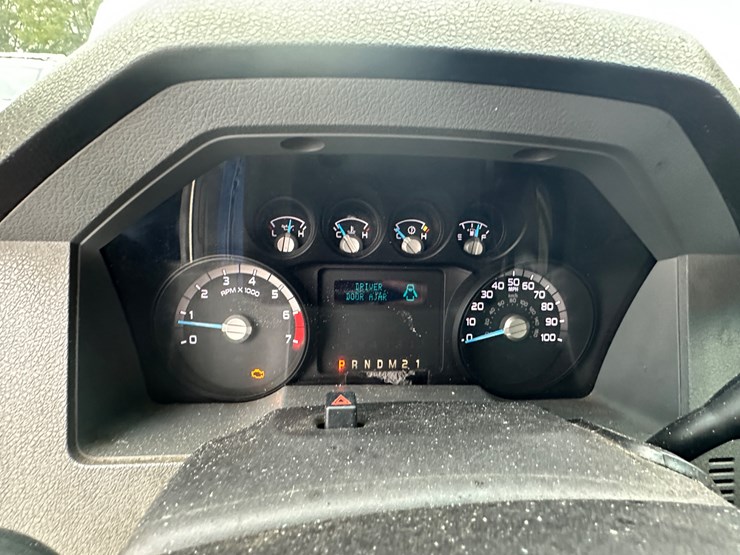 2014-ford-f350-xl-image-77