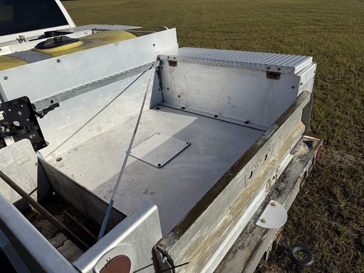 2018-dodge-ram-3500-image-23