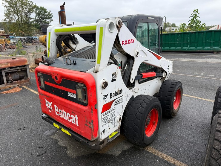 2019-bobcat-s650-image-4