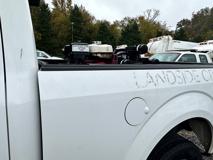 2020-ford-f150-xl-image-55