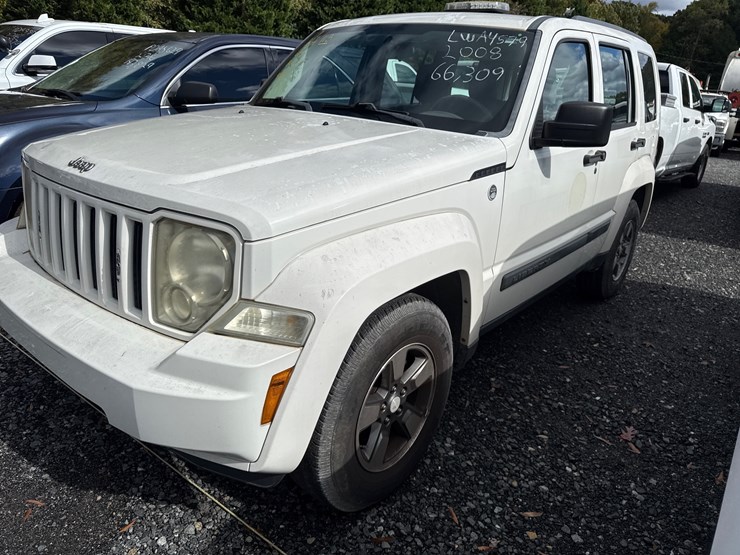 2008-jeep-liberty-image-33
