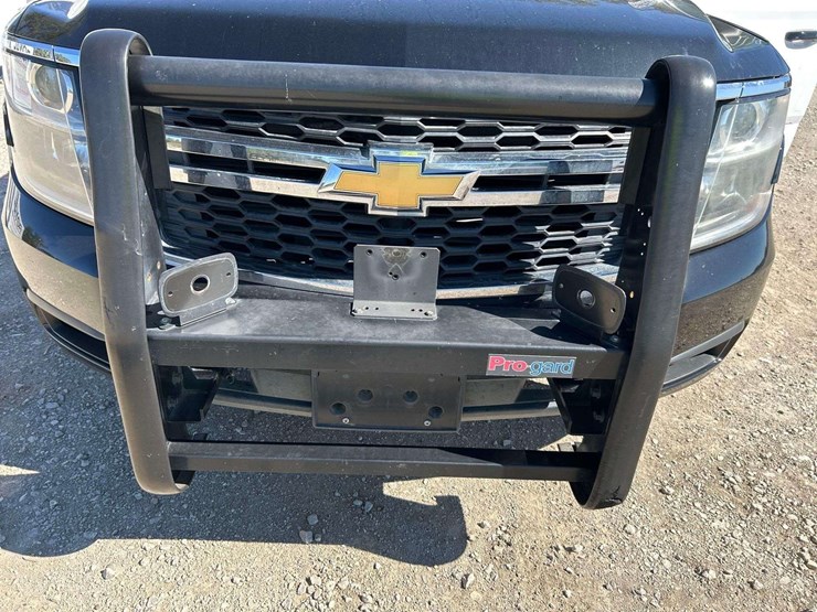 2018-chevrolet-tahoe-image-19