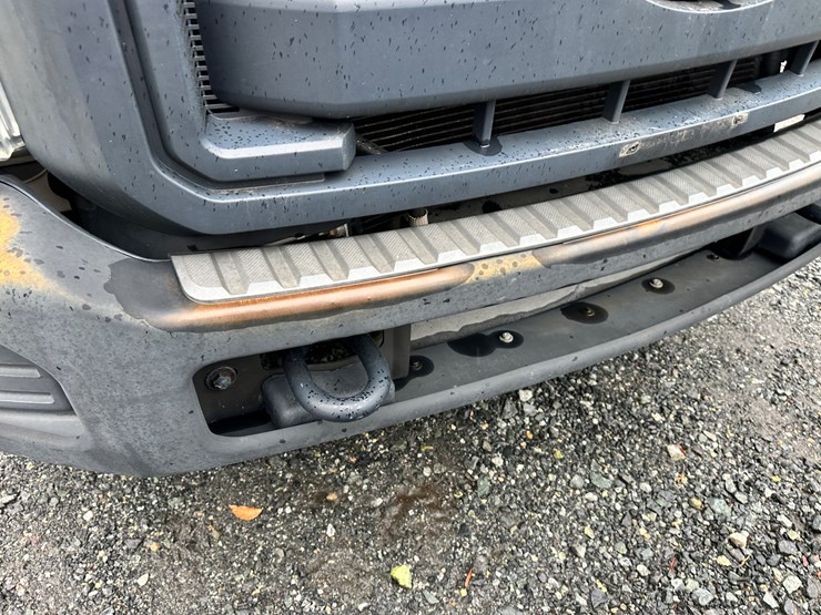 2015-ford-f350-xl-image-30