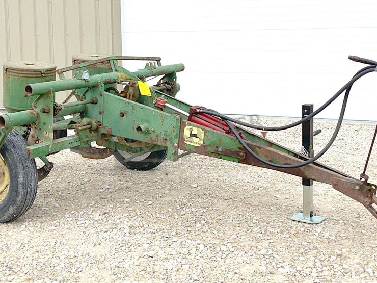 john-deere-2-image-1