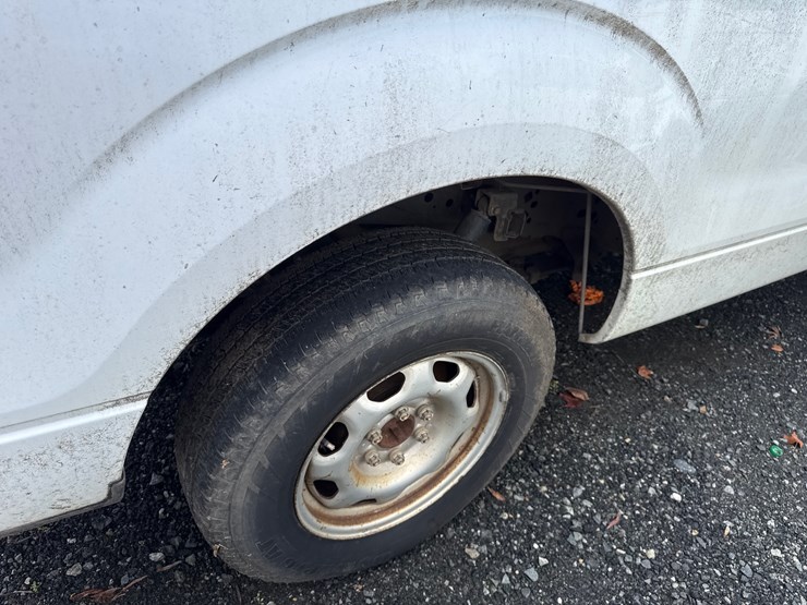 2011-ford-f150-xl-image-47