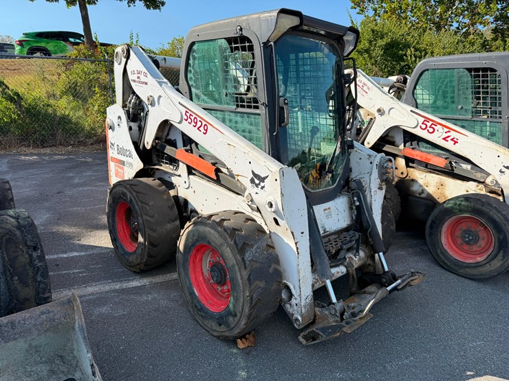 2015-bobcat-s650-image-1