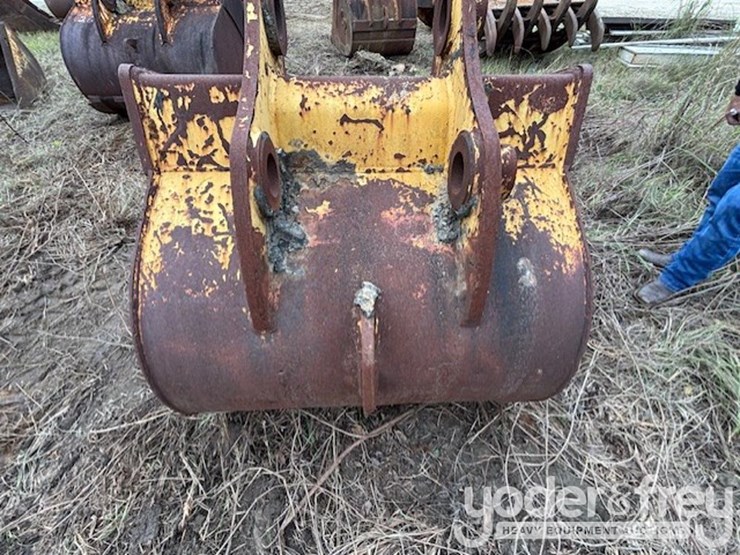48"-bucket-3-3/4"-pin-to-suit-excavator-image-2