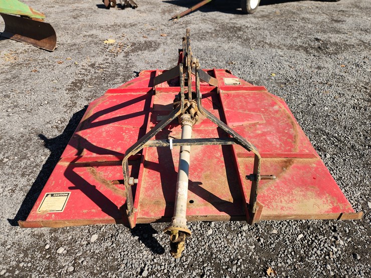 massey-ferguson-1051-image-2