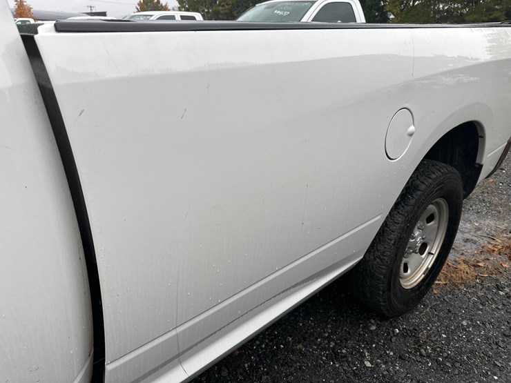 2015-dodge-ram-1500-image-32