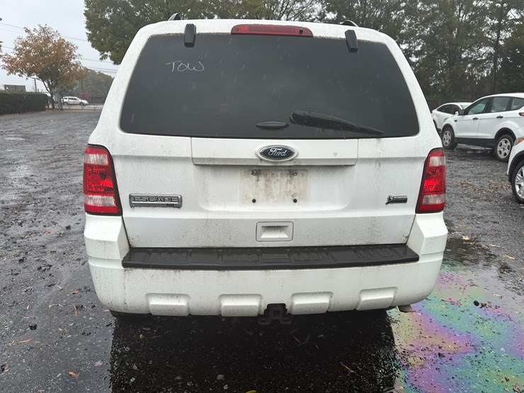 2012-ford-escape-xlt-image-8