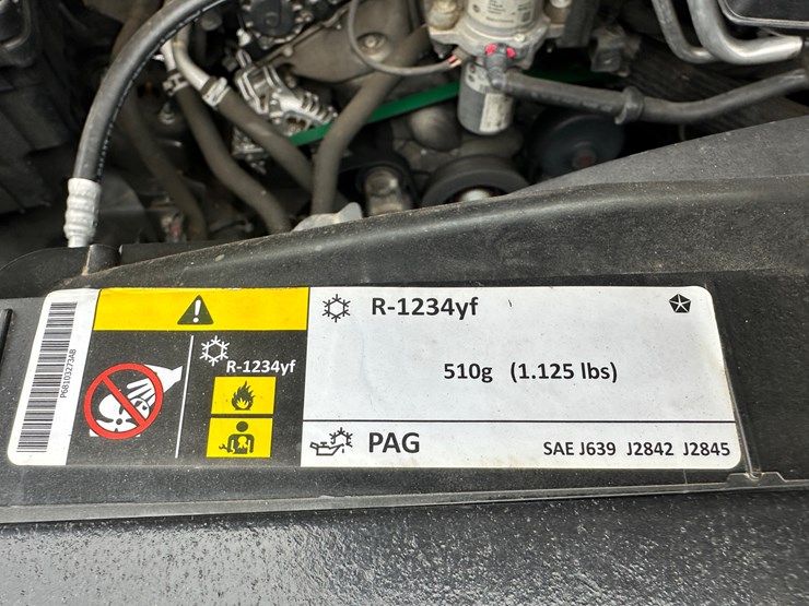 2015-dodge-ram-1500-image-78