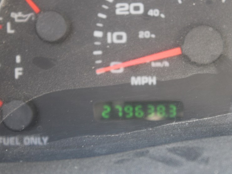 2002-ford-f450-xlt-image-39