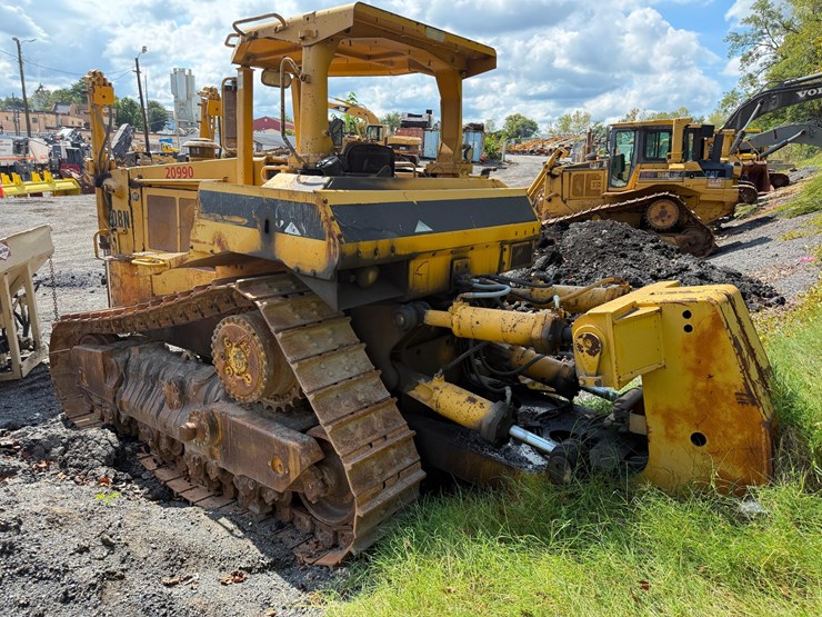 caterpillar-d8n-image-4
