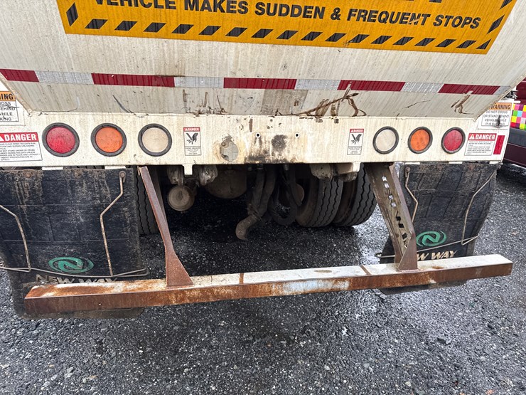 2016-autocar-acx64-image-27