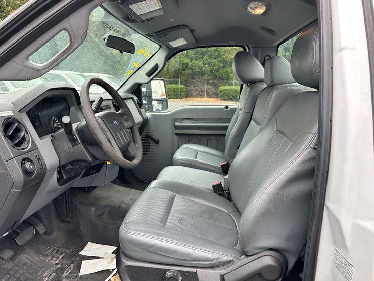 2015-ford-f350-xl-image-75