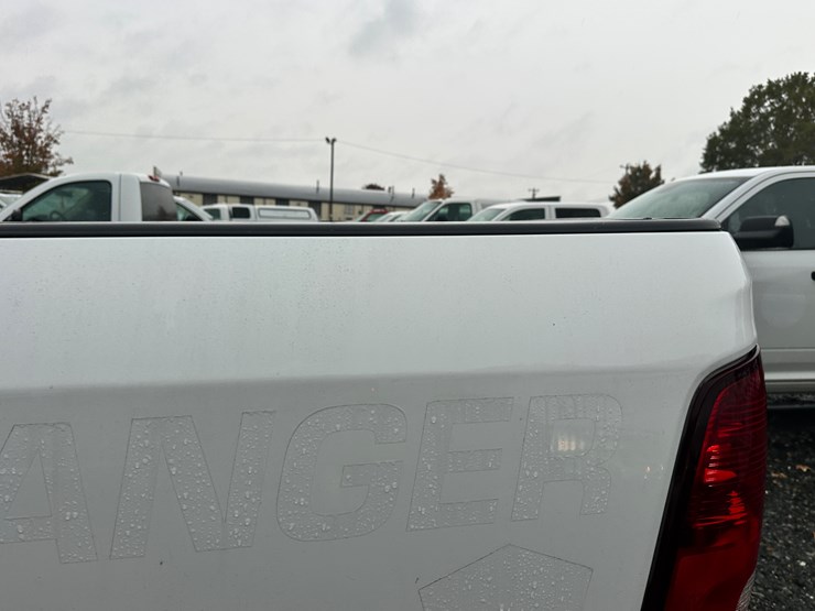 2015-dodge-ram-1500-image-46