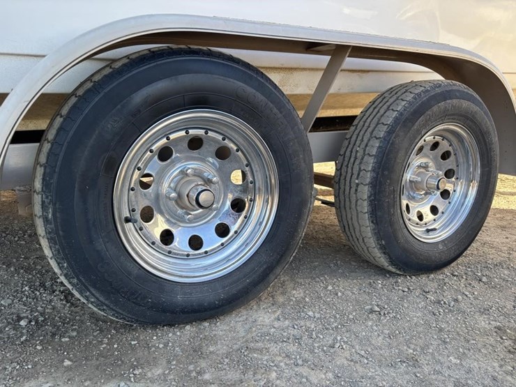 2006-unknown-trailer-image-57