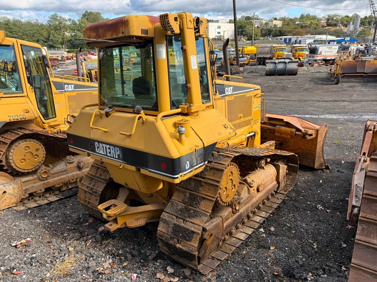 caterpillar-d6n-xl-image-3