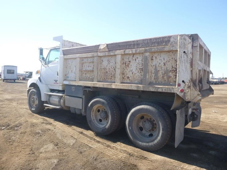 2009-sterling-lt9500-image-4