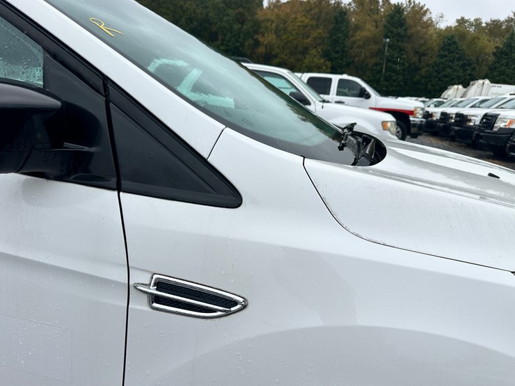 2016-ford-escape-image-22