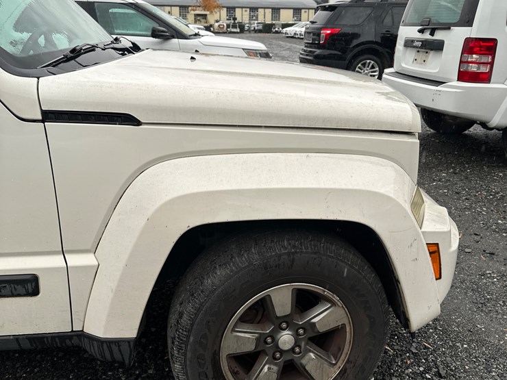 2008-jeep-liberty-image-15