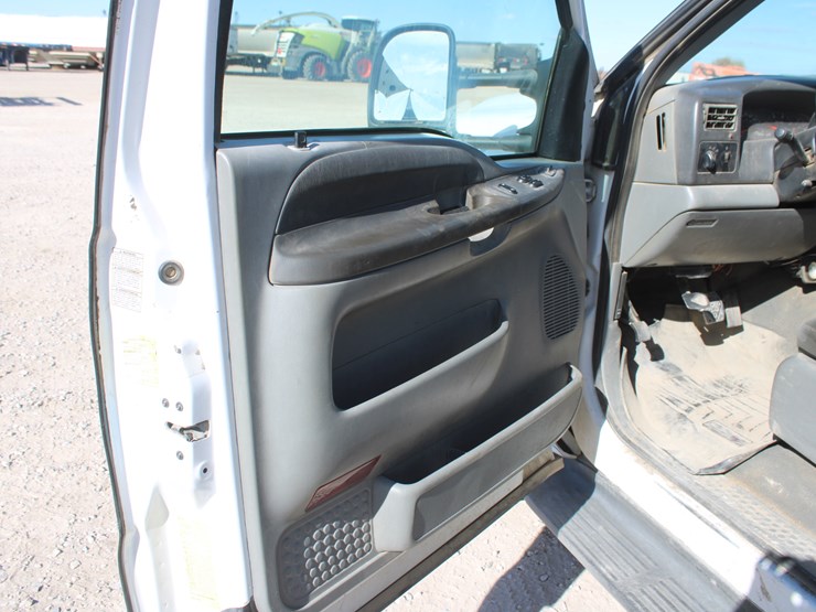 2002-ford-f450-xlt-image-34