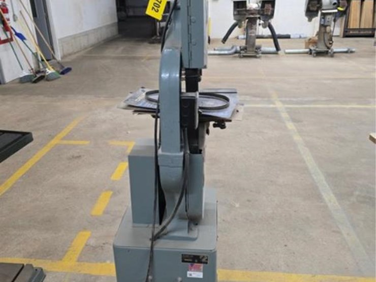 #2702-•-delta-band-saw-image-3