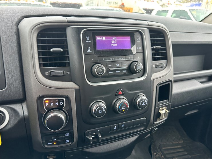2015-dodge-ram-1500-image-61