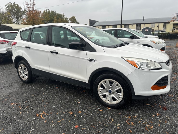 2015-ford-escape-image-4