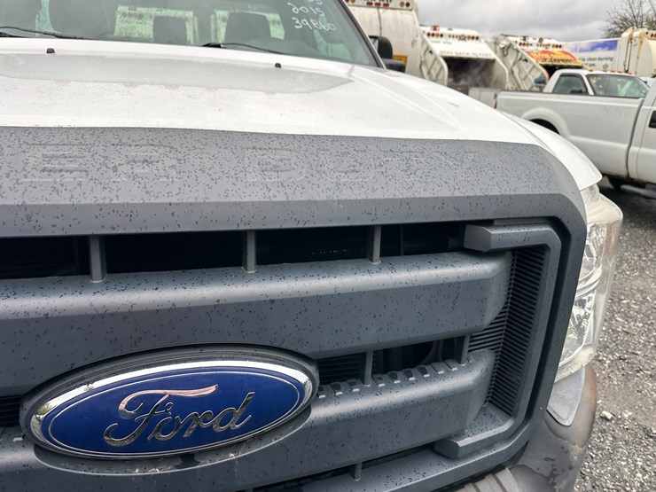 2015-ford-f350-xl-image-34