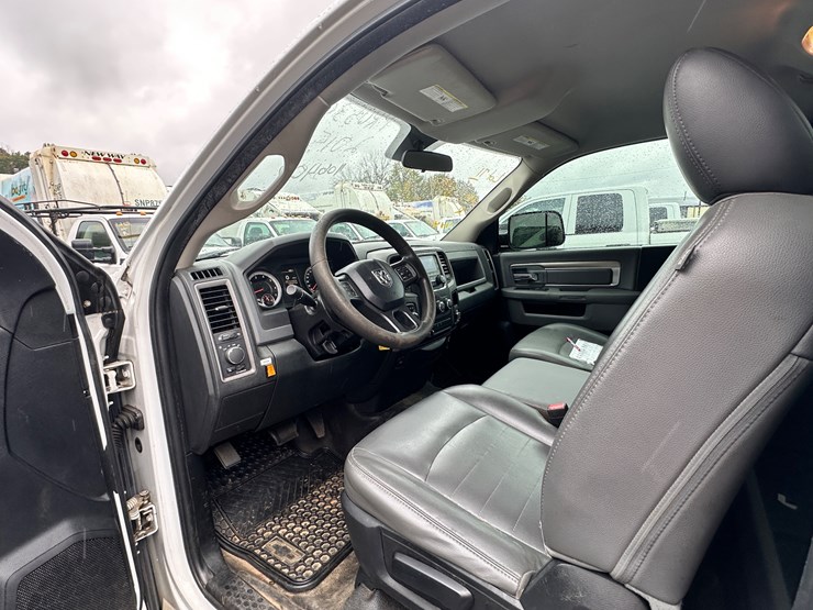 2015-dodge-ram-1500-image-65