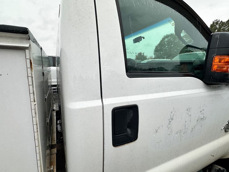 2012-ford-f250-xl-image-22