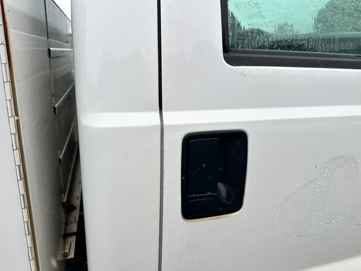 2016-ford-f250-xl-image-19