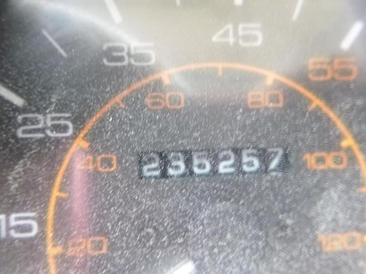 1998-isuzu-frr-image-20