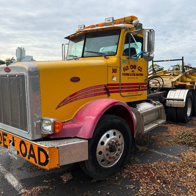 2003 PETERBILT 378