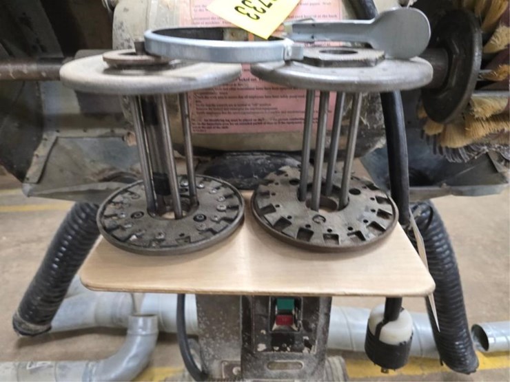 #2733-•-g&p-machinery-epn-flap-sander-image-9